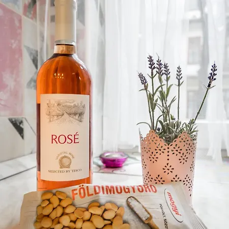 Apartman Bpr Stylish Mosaic With Terrace