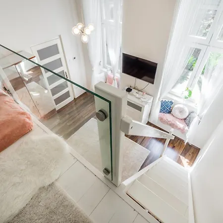 Bpr Stylish Mosaic With Terrace *