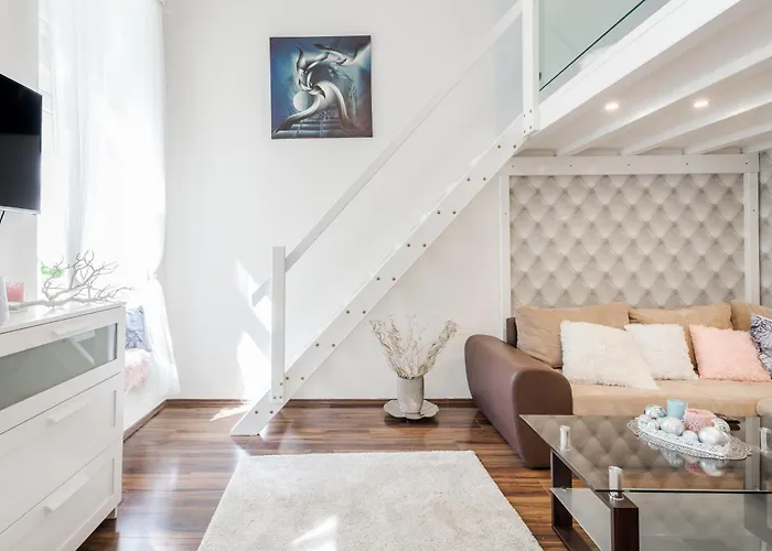 Bpr Stylish Mosaic With Terrace * Budapeszt