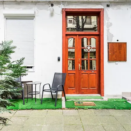 Apartment Bpr Stylish Mosaic With Terrace Budapest